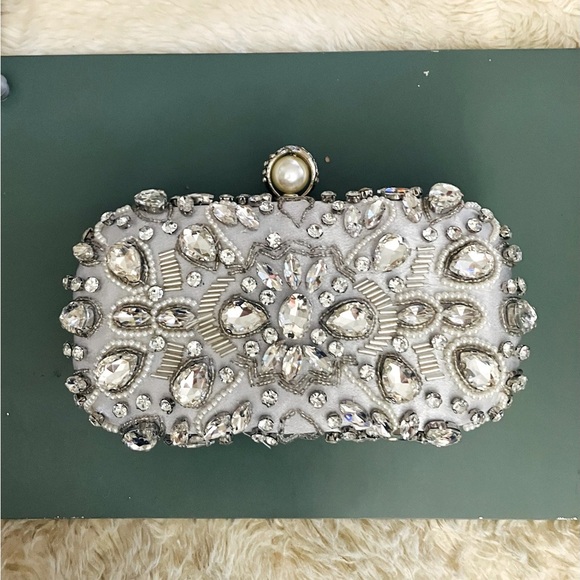 Crystal Covered Clutch w/Silver Chain New